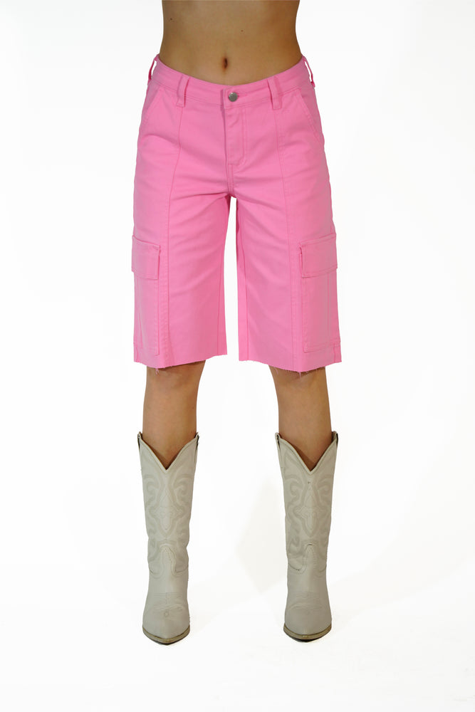 Miley Cargo Bermuda Short in Pink